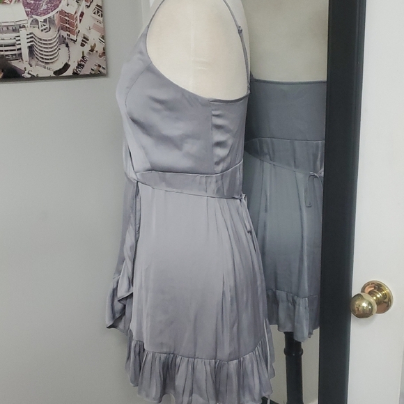 INTIMATELY ALL MY LOVE SHINE WRAP DRESS FUN AND FLIRTY STYLE SZ XS - Picture 10 of 12